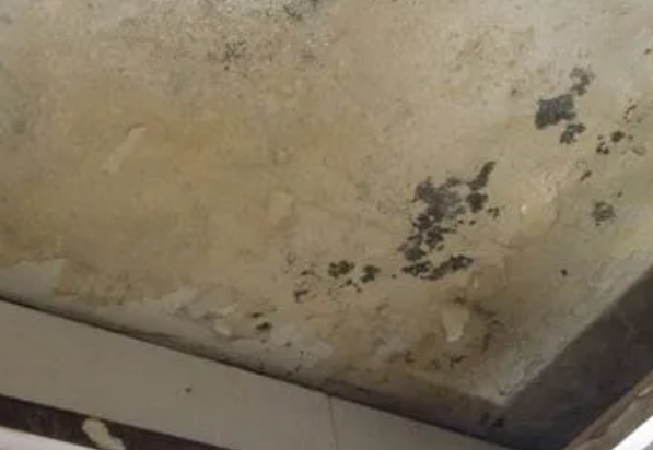 渝中阳台漏水维修公司分享下渝中卫生间渗水维修需要注意哪些问题。